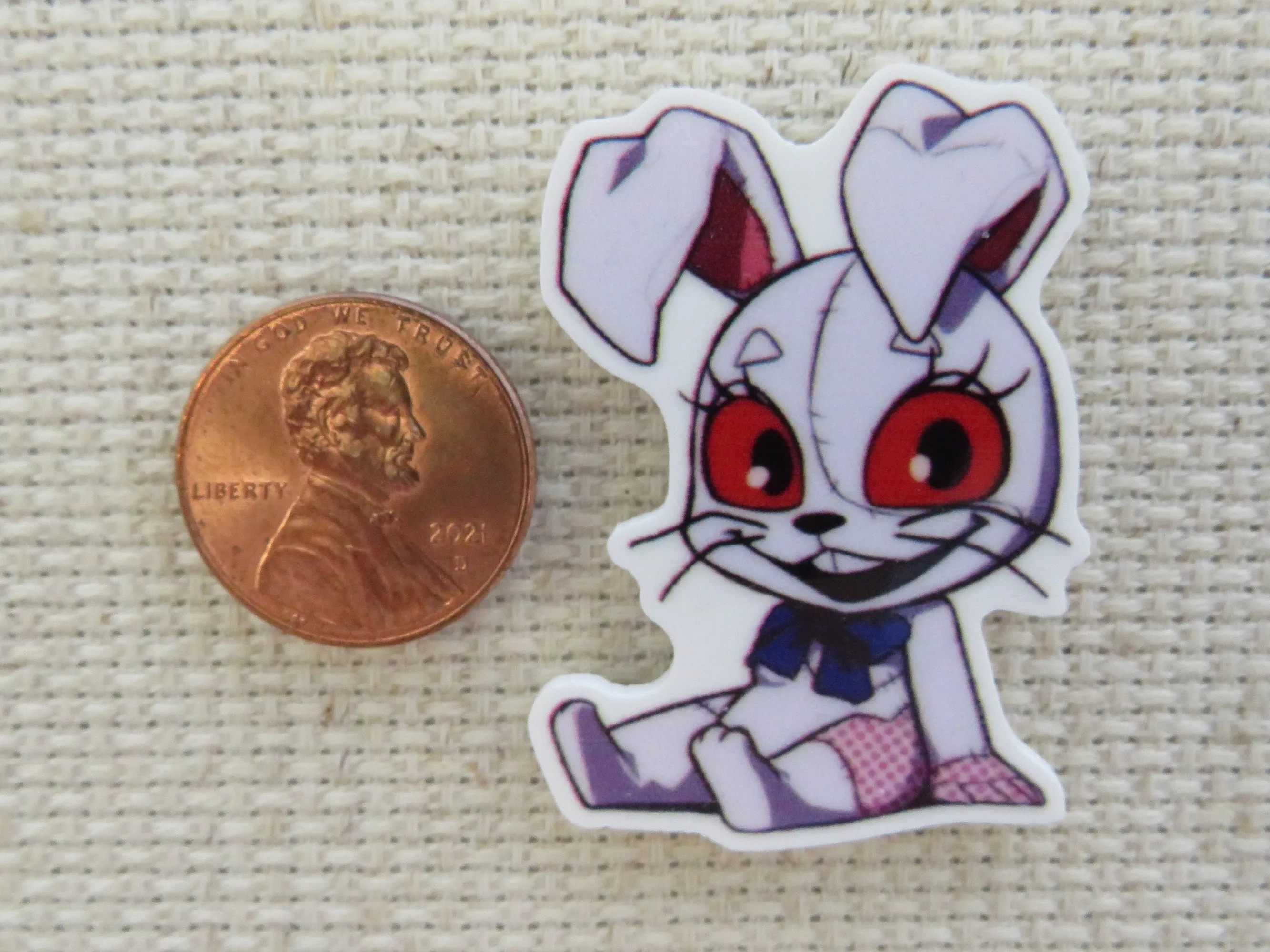 Cartoon Gaming Rabbit Needle Minder, Cover Minder, Magnet